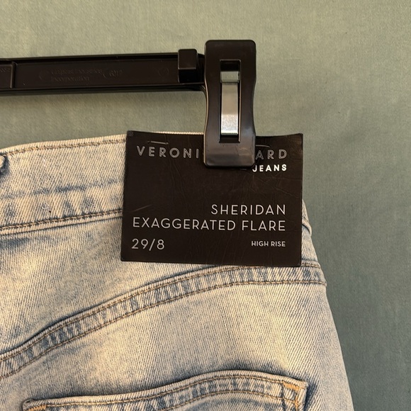 NWT Veronica Beard Sheridan Bell Bottom Blue Jean in Sky Sz 29" 70s Retail $298 - Picture 6 of 8